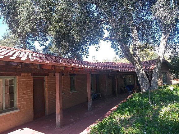 2nd image of 32712 Camino Moro