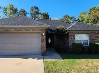 2509 Springhill Village Dr, Bryant, AR 72022