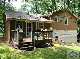 565 Pine Needle Rd, Athens, GA 30606