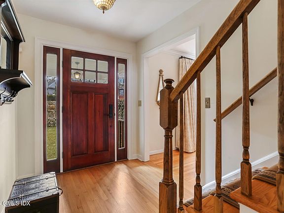 5th image of 153 Lockwood Rd