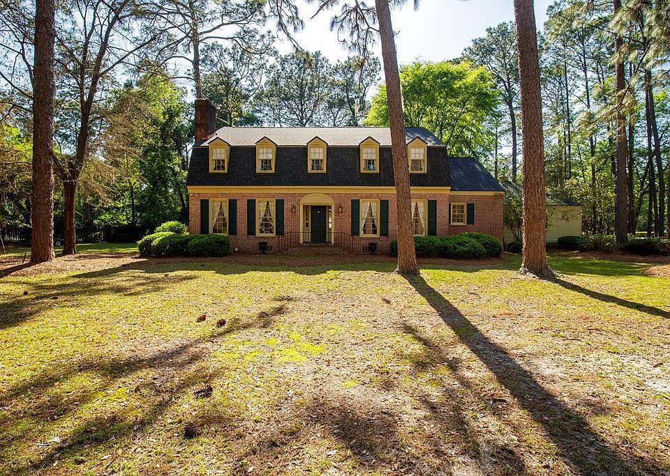 1st image of 2116 White Oak Dr