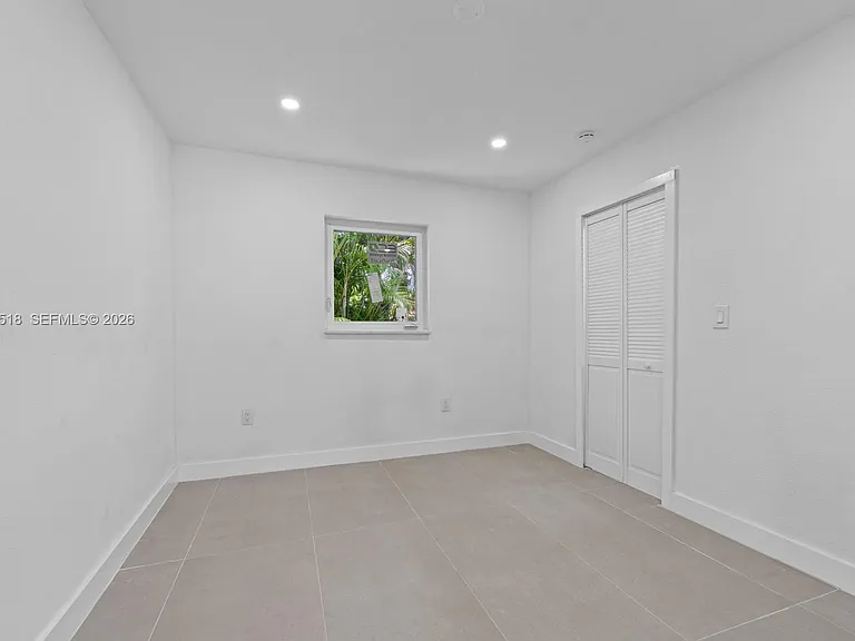 1849 NW 16th St #1 — Photo 13