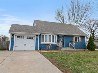 780 Watson Dr, Genoa, IL 60135