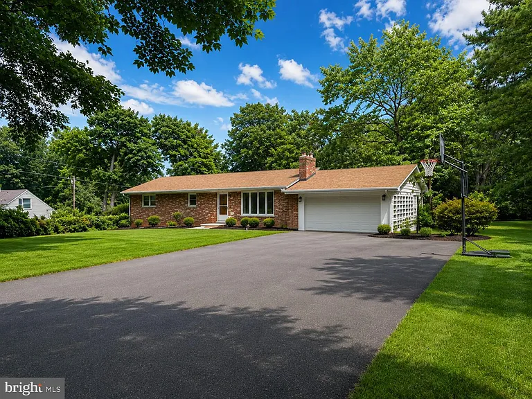 12658 Scaggsville Rd — Photo 1