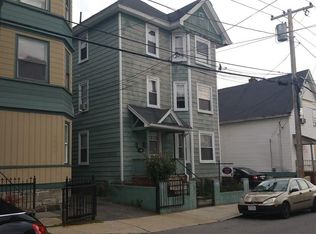 41 Bennington St, Lawrence, MA 01841