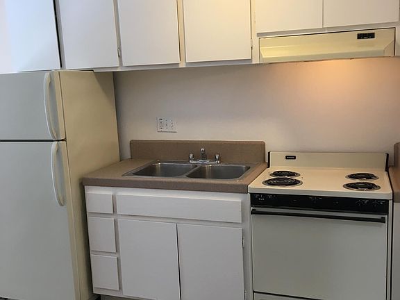 4th image of 4201 Cleveland Ave APT 3