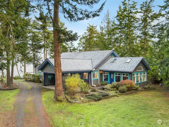 1260 Schwartz Road, Nordland, WA 98358