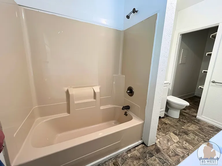 1046 Lafayette Ave SE #2 — Photo 16