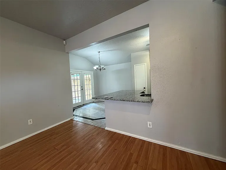 11050 Rainbow Glen Dr — Photo 8