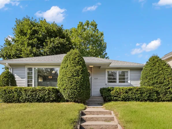 529 W Cook St, Portage, WI 53901