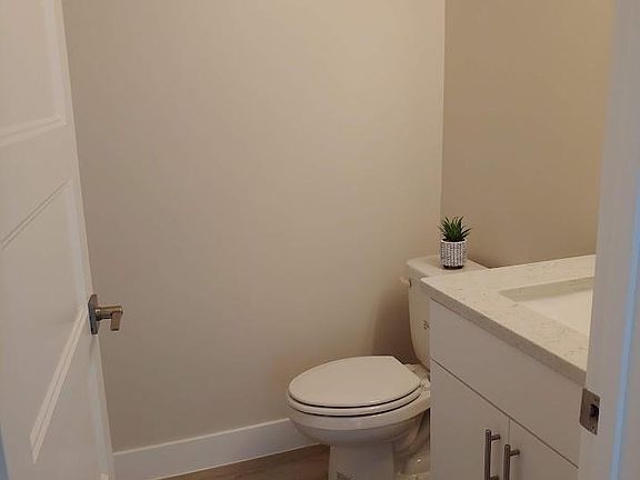 3rd image of 595 E Eureka Aly #12