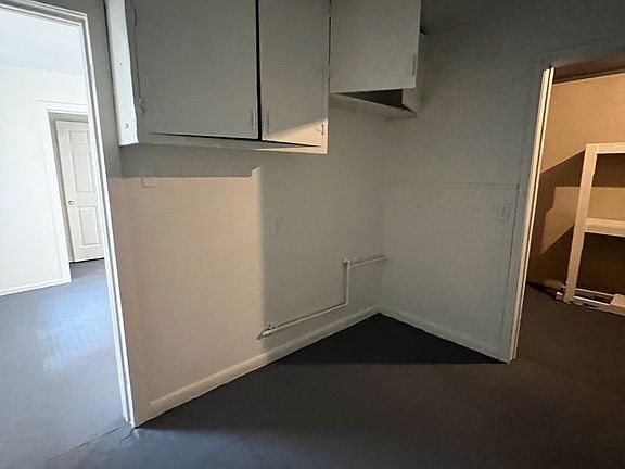 2nd image of 2917 Common St #B