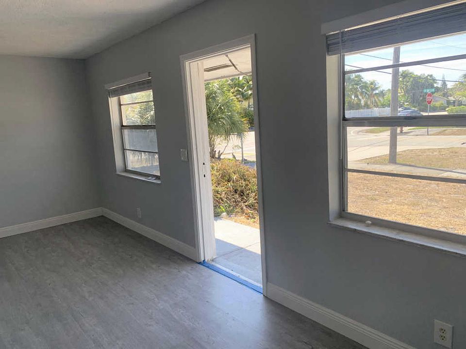 1st image of 105 SW 5th Ave #3