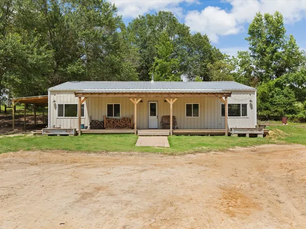 1076 Paw Paw Rd, Gilmer, TX 75645