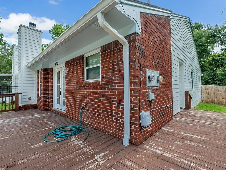 2801 Misty Garden Cir — Photo 4