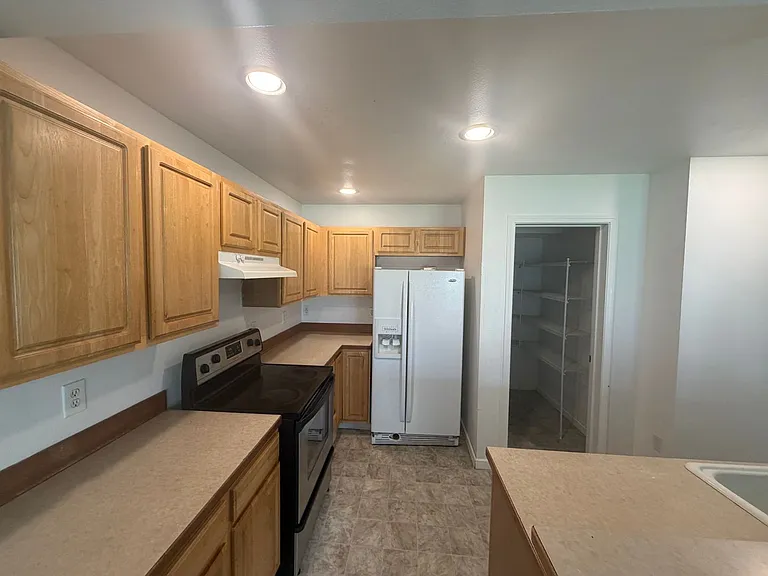 2809 186th St E — Photo 12