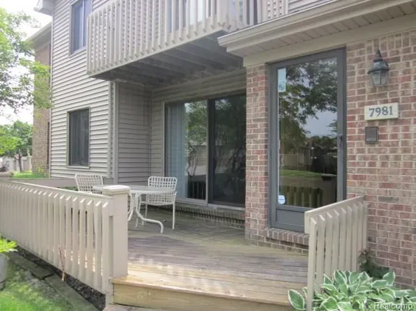 7981 Woodingham #1, West Bloomfield, MI 48322