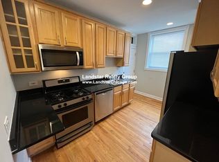 6442 N Leavitt St APT 2W, Chicago, IL 60645