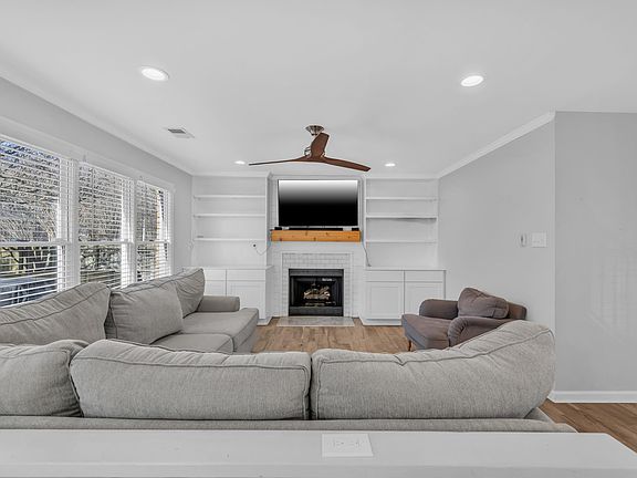 3rd image of 1505 Kelsey Woods Ln