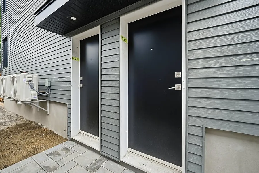 155 Glynn Ave Unit B — Photo 3