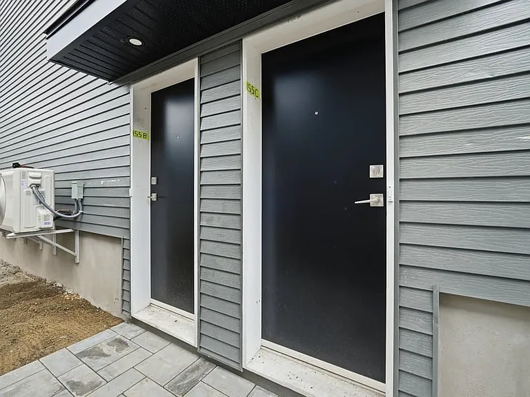 157 Glynn Ave #B — Photo 3