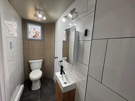 5th image of 3135 Us Route 9w APT 2