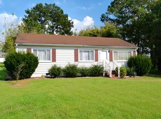 206 Simmons St, Burkeville, VA 23922
