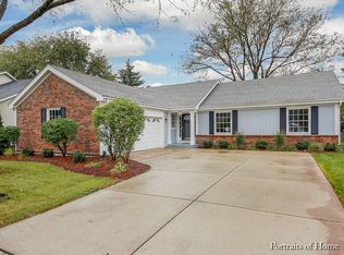 1513 Inverrary Dr, Naperville, IL 60563