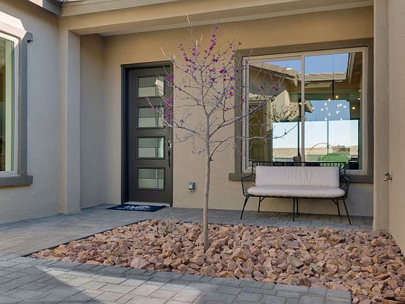 The Patagonia features a quaint courtyard entrance to the home.