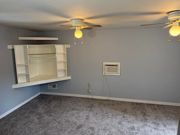 228 Gail Dr — Photo 16