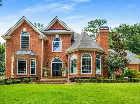 6301 Indian River Dr, Peachtree Corners, GA 30092