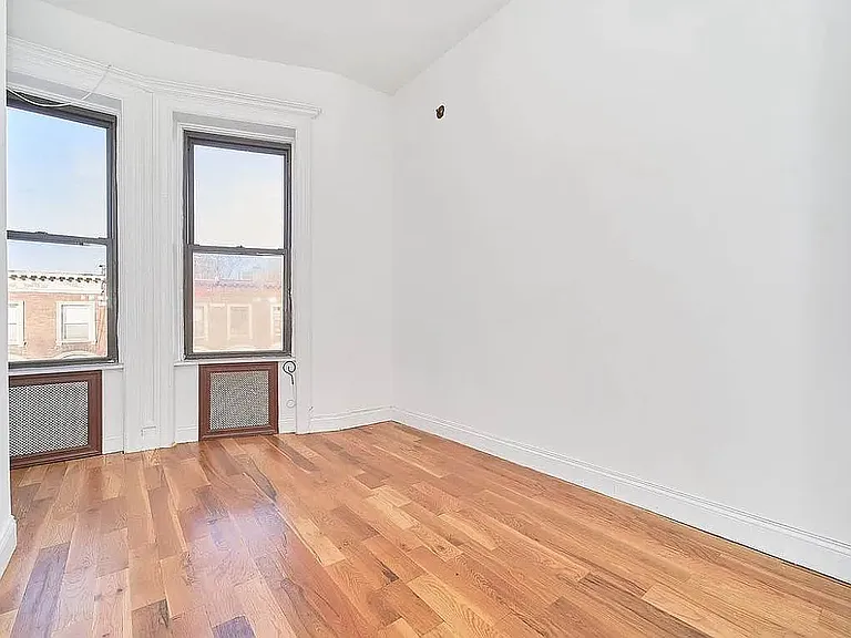 316 W 139th St #4A — Photo 6