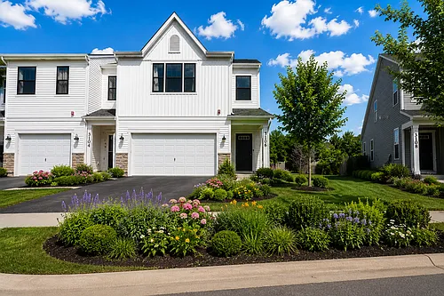 3106 Geranium Way Photo 1
