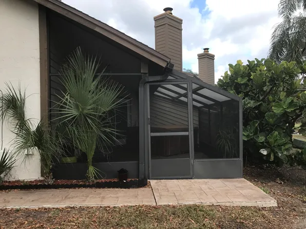 1906 Bayshore Ct, Safety Harbor, FL 34695