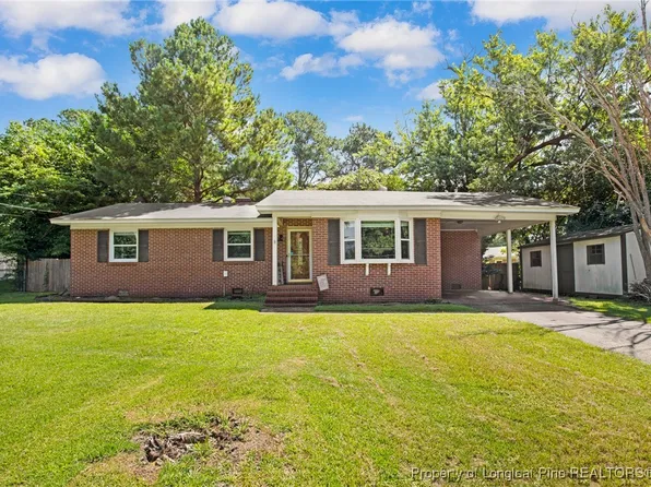 6425 Freeport Rd, Fayetteville, NC 28303