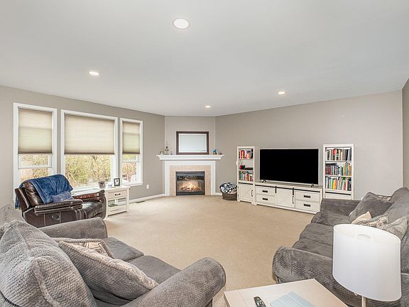 5th image of 1733 Teakwood Ln