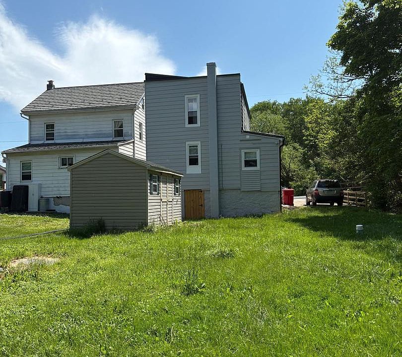 2nd image of 326 Vinemont Rd