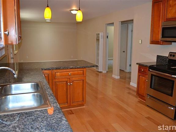 5th image of 1223 Julie Ln