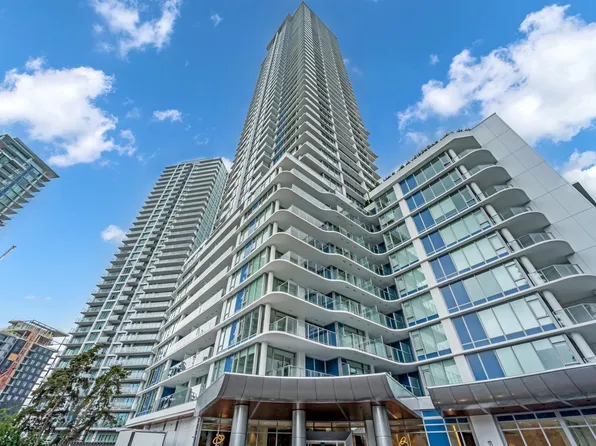 518 Clarke Rd #4407, Coquitlam, BC V3J 3X2