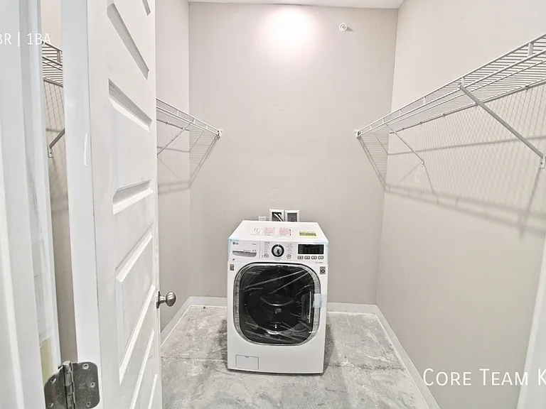 1223 Union Ave #404 — Photo 15