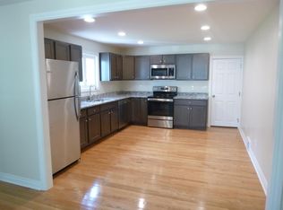 40 West St, Whitesboro, NY 13492