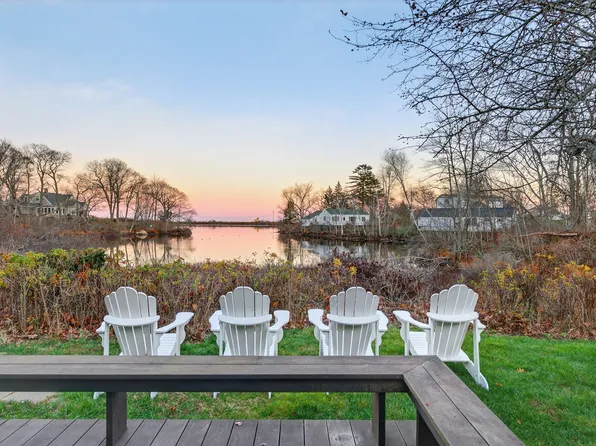 16 Elizabeth Rd, Biddeford, ME 04005