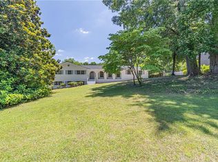3621 Rainbow Cir, Snellville, GA 30039