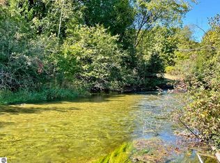 10521 Riverside Dr, Honor, MI 49640