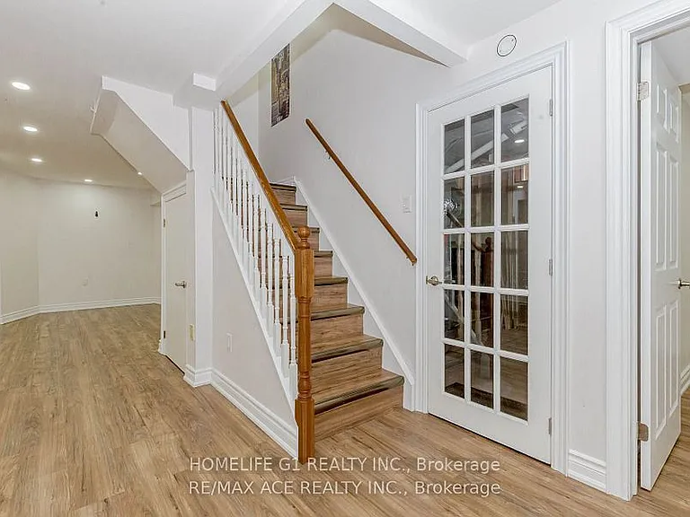 1319 Greenwood Cres — Photo 10
