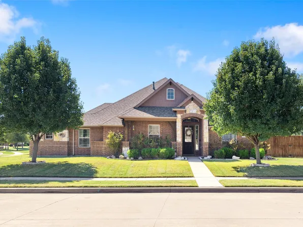 12001 Yarmouth Ln, Fort Worth, TX 76108
