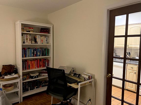 Entryway that can also serve as a home office!