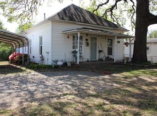 517 N Cleveland Ave W, Sand Springs, OK 74063