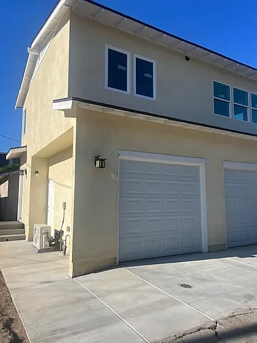 142 W Orange St Photo 1