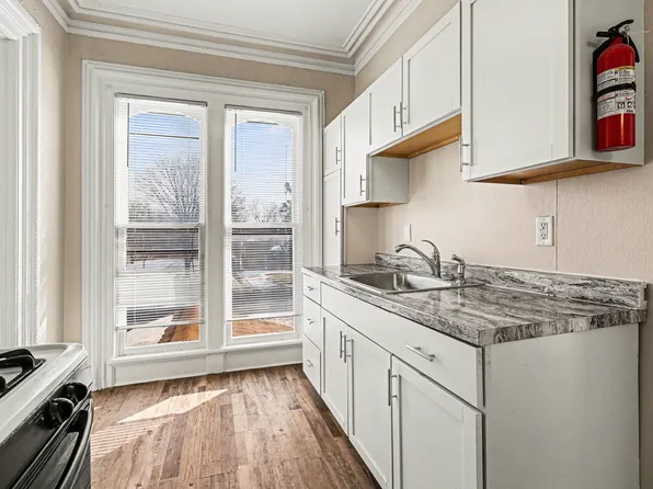 2066 River St Unit 5, Kalamazoo, MI 49048